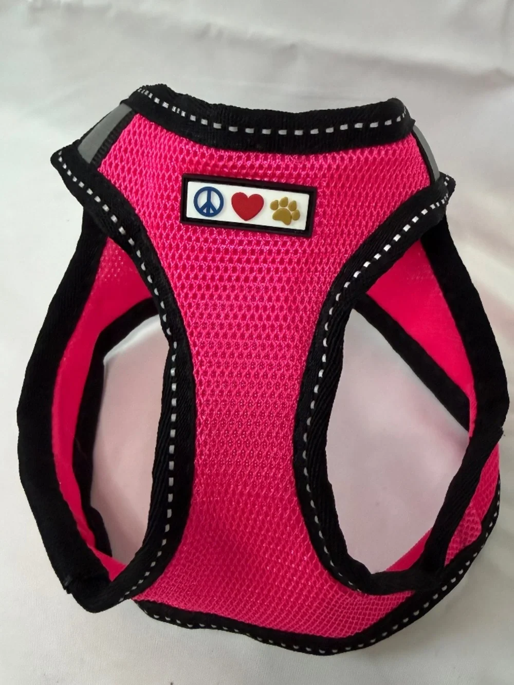 Pawtitas Reflective Mesh Dog & Cat Harness Size Small Pink Adjustable